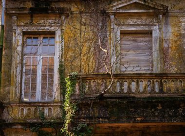 Jak odśnieżać balkon