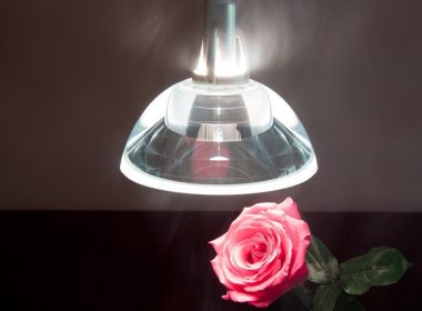 Jaka lampa wisząca pasuje do kuchni w stylu loftowym?